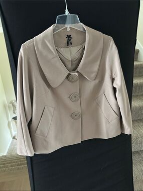 Lapis Beige Short Button-Front Blazer with Rounded Collar